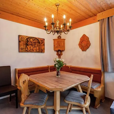 בית הארחה Haus Talblick 3*