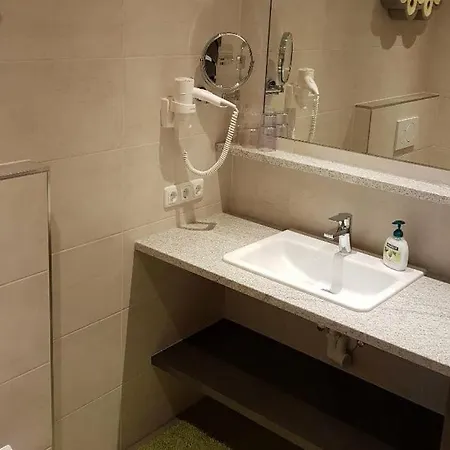 בית הארחה Haus Talblick פרטנאו