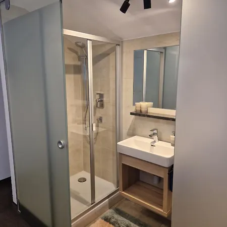 Haus Talblick בית הארחה