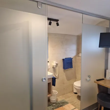 Haus Talblick בית הארחה פרטנאו